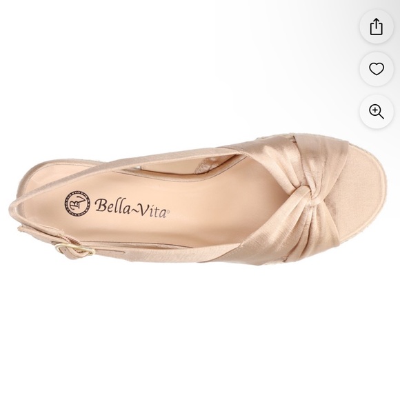 Brand New Bella Vita Kimora Wedge Sandals Champagne fabric upper Size 12B - Picture 2 of 7